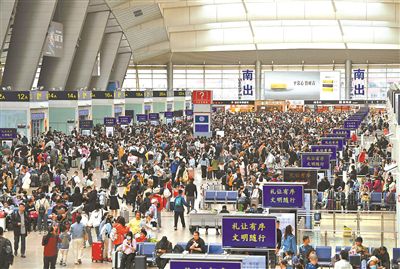 焦点：北京七大火车站昨日发送旅客83.3万人次